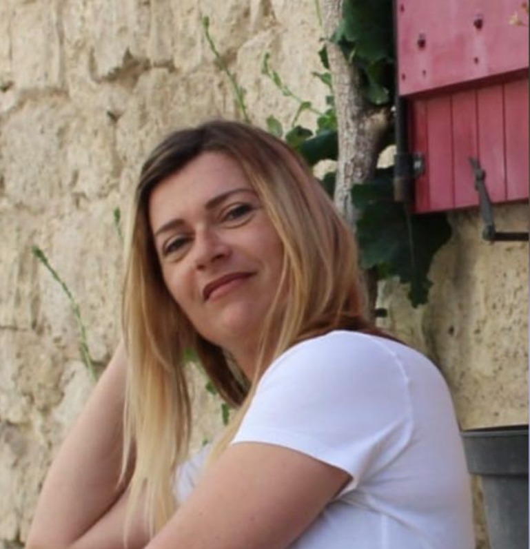 Sandra L.